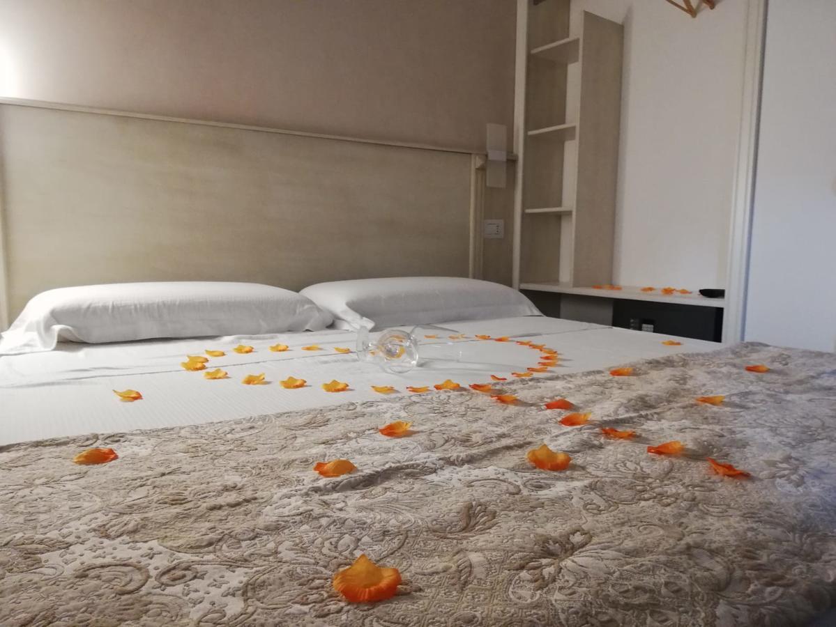A Casa Di Alessandro Tropea Eksteriør billede
