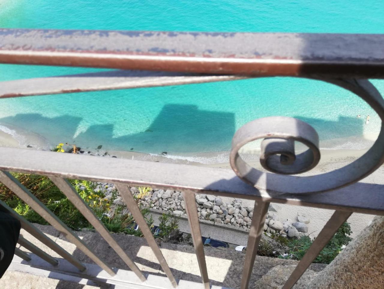 A Casa Di Alessandro Tropea Eksteriør billede