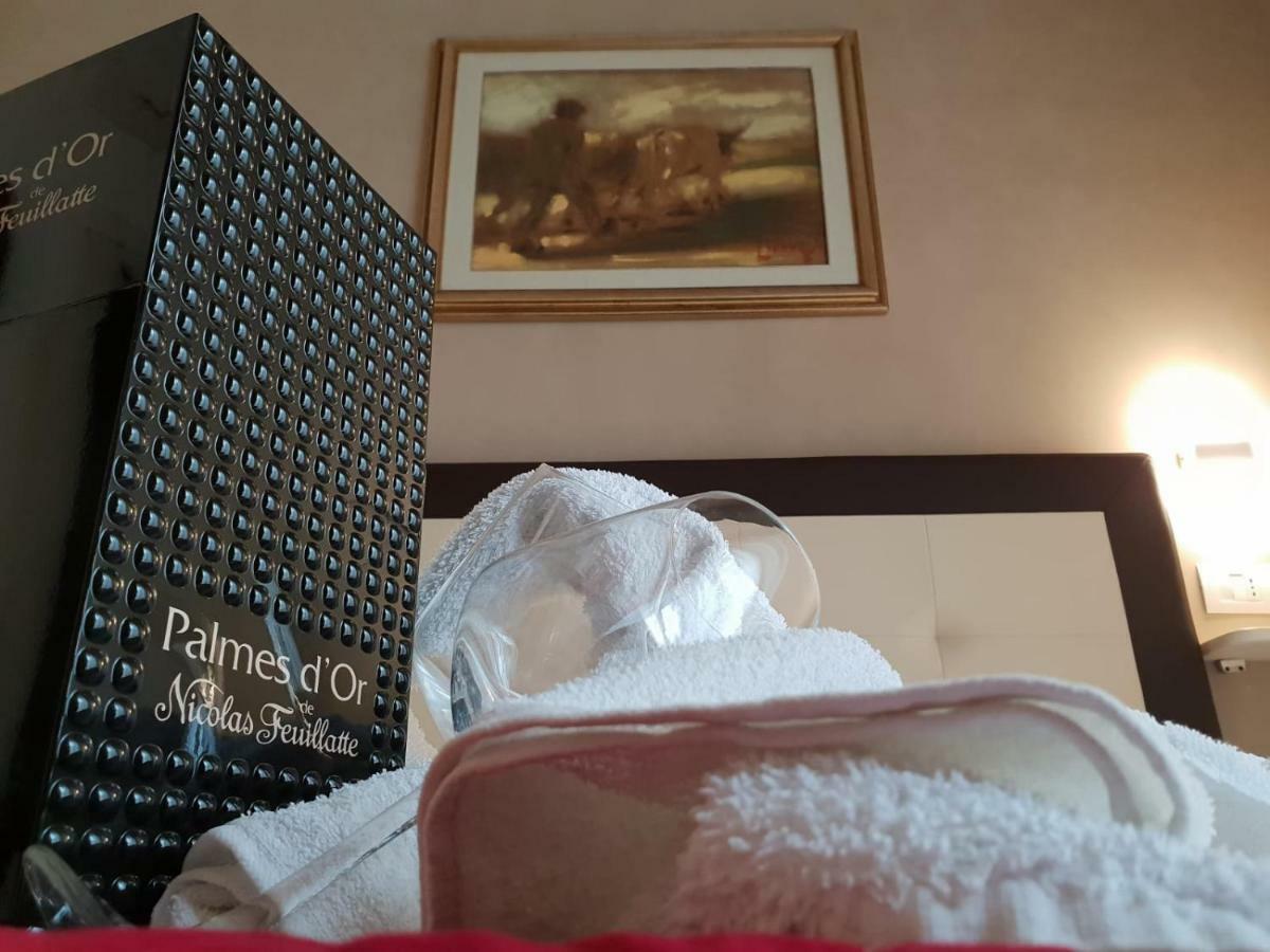 A Casa Di Alessandro Tropea Eksteriør billede